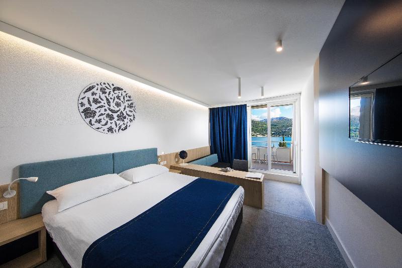 Hotel Osmine 슬라노 외부 사진